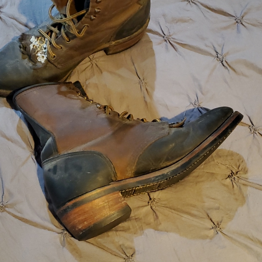 Women's Leather Riding Boots - Picture 3 of 3